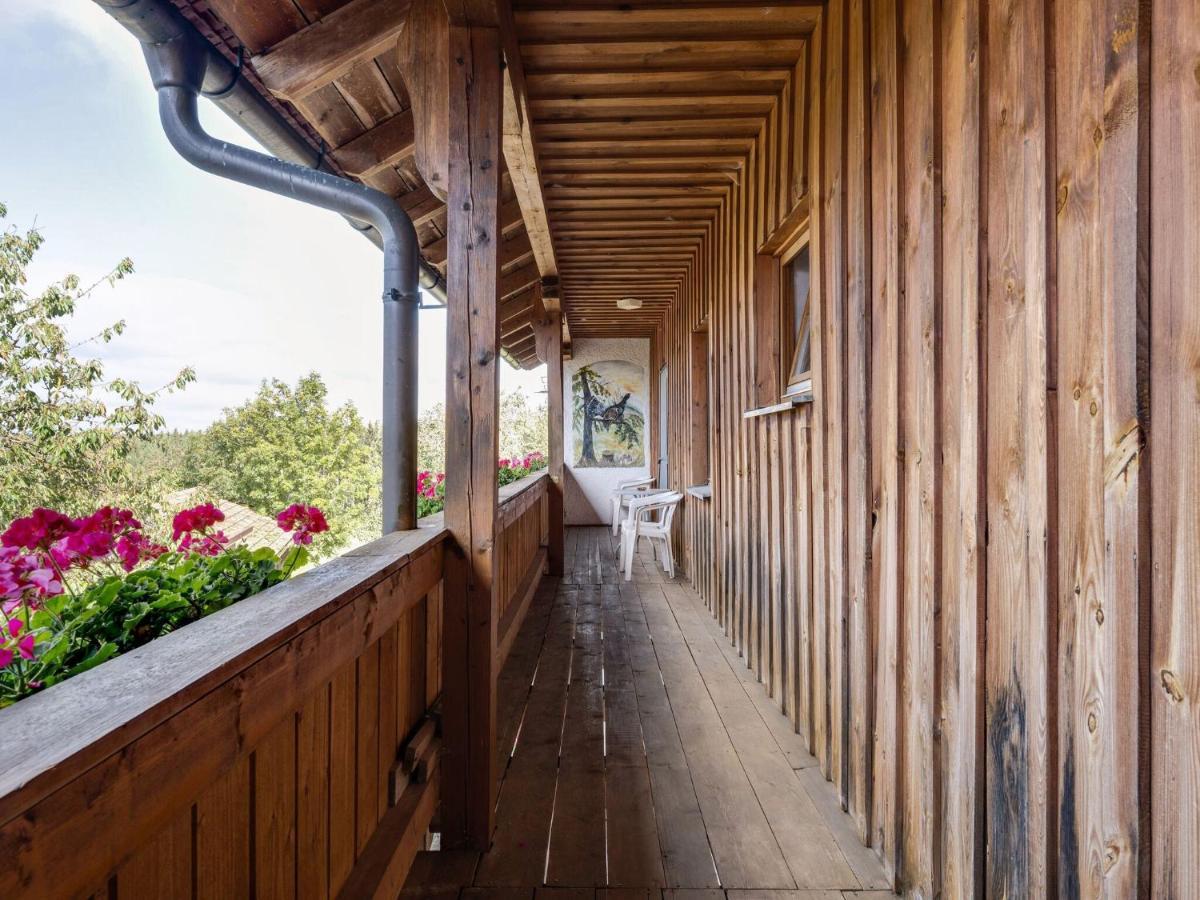 Apartment On A Farm Near The Ski Area 노이키르헨바임하일링겐블룻 외부 사진